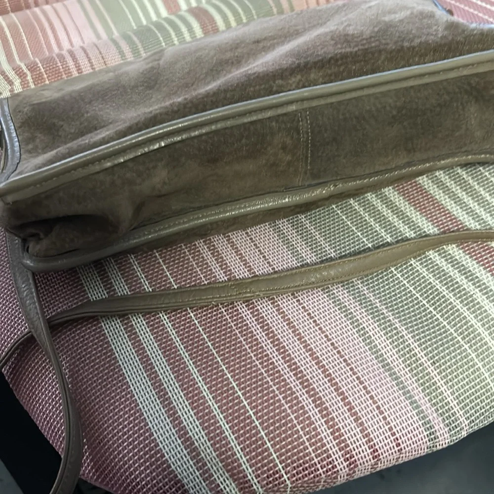 Purse - Picture 3 of 3